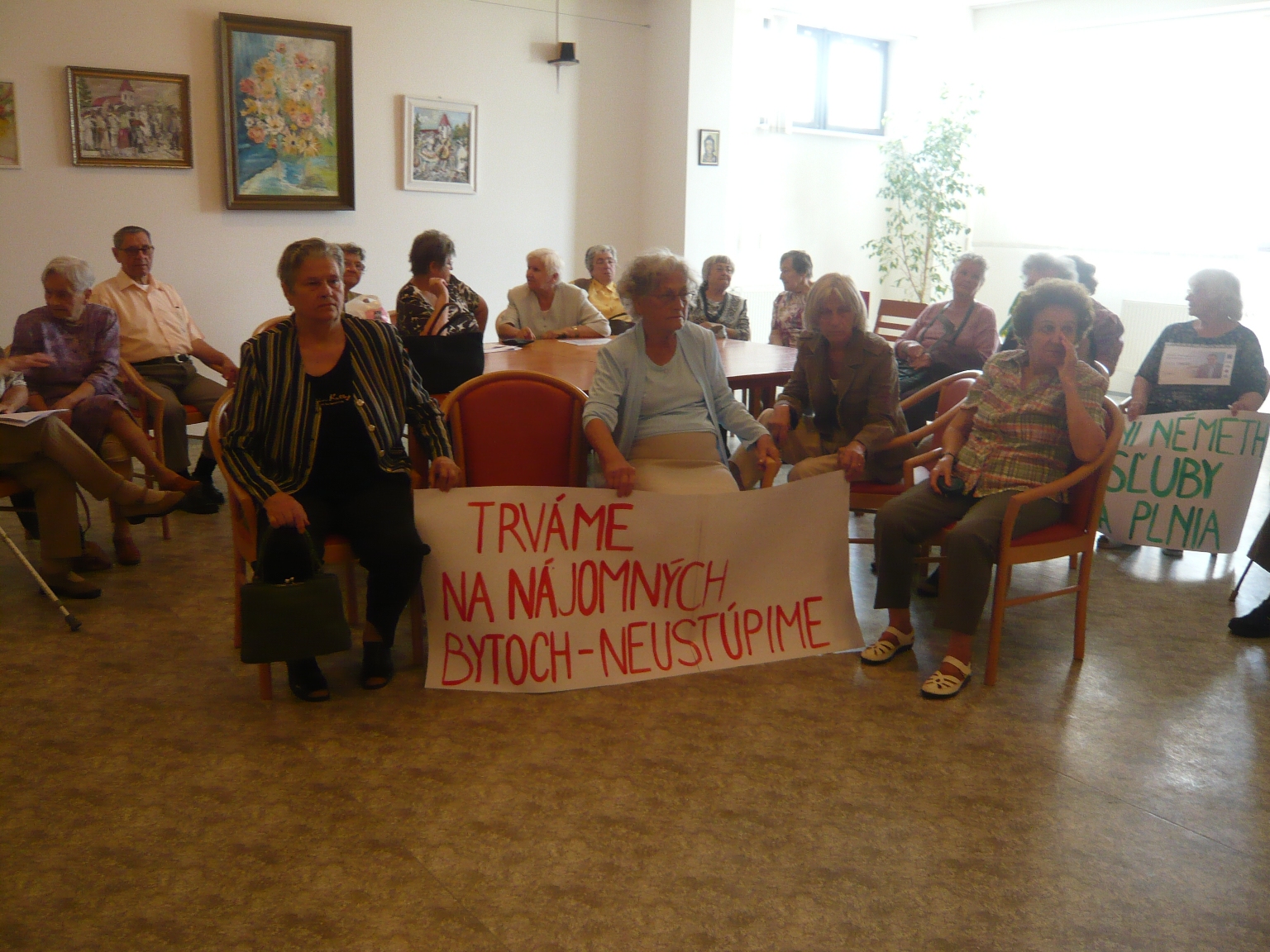 štrajk 14.6 (1).JPG