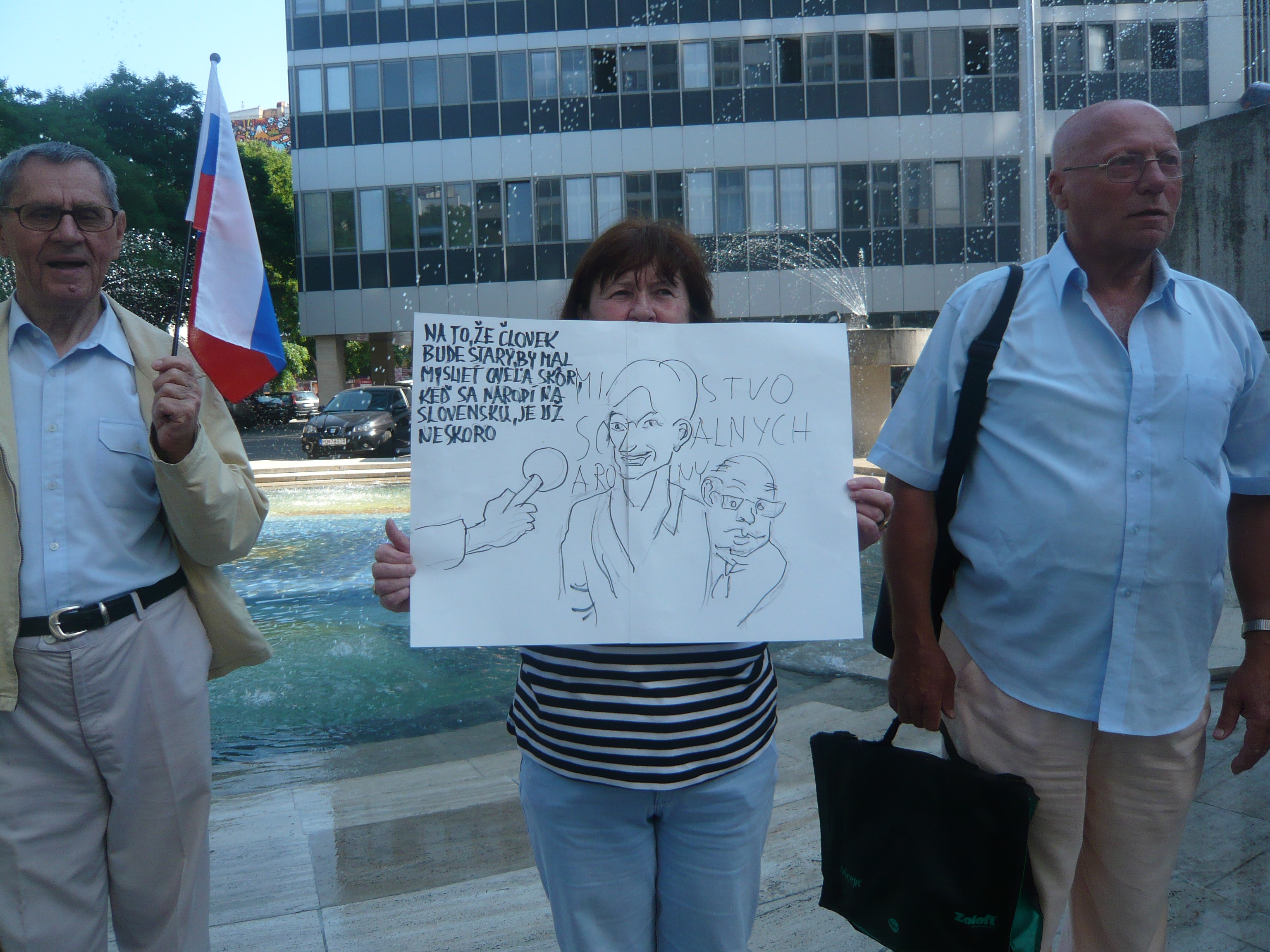 štrajk 16.6 (1).JPG