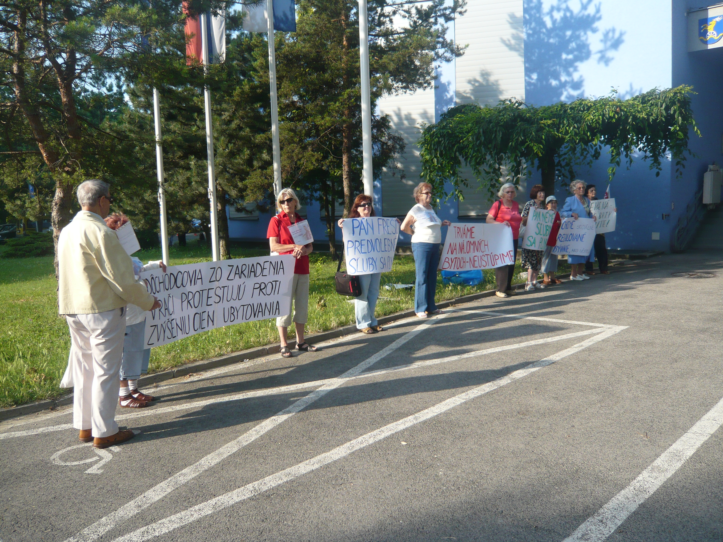 štrajk 16.6.2011.JPG